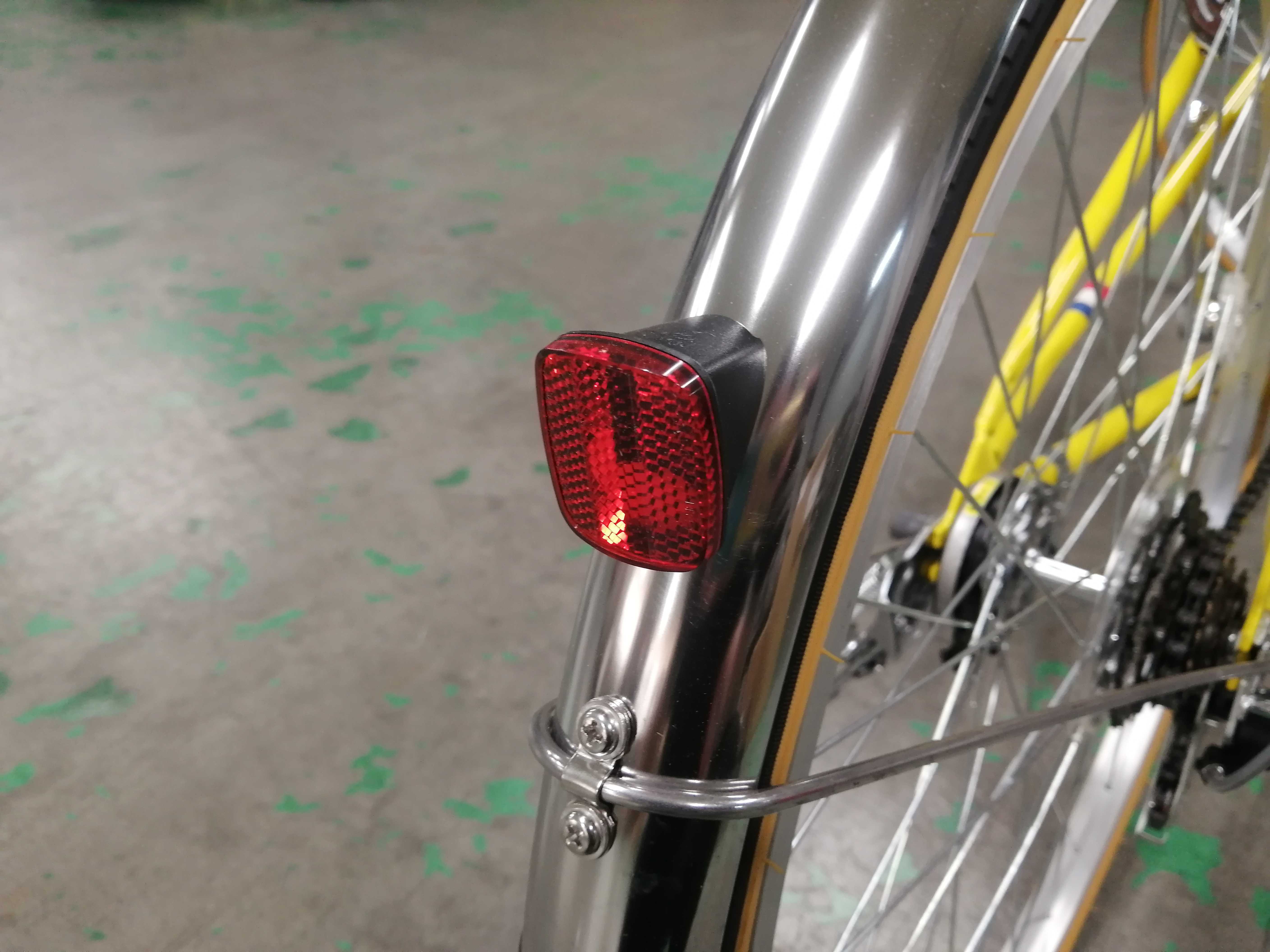 反射板しかないと思ってませんか？自転車の後ろ用ライト【テールライト】